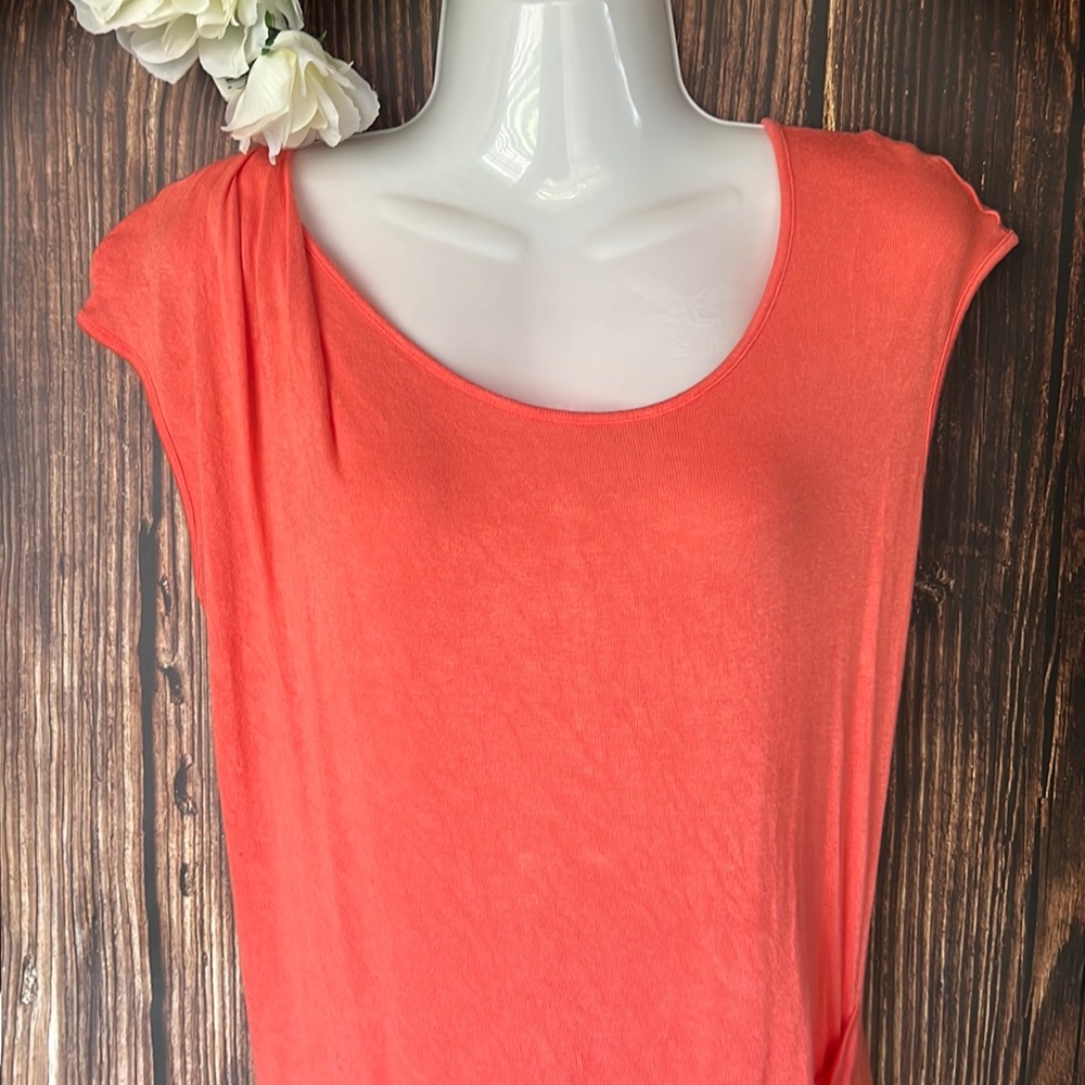 Three Dots Capped Sleeve Blouse